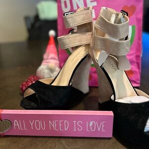 Black and taupe Wedges